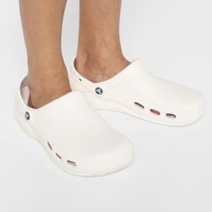 NEW Crocs | White Specialist Vent Work Crocs